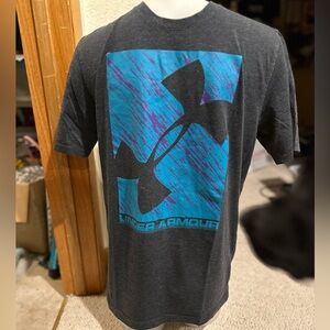 Under Armour shirt size Men’s small